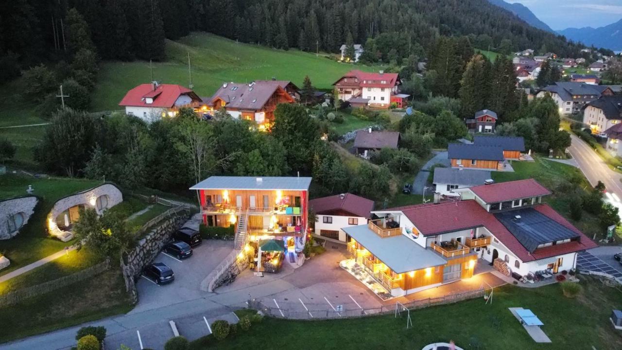 Erdhaeuser Und Apartments Mit Seeblick Und Alleinlage 魏森湖 外观 照片