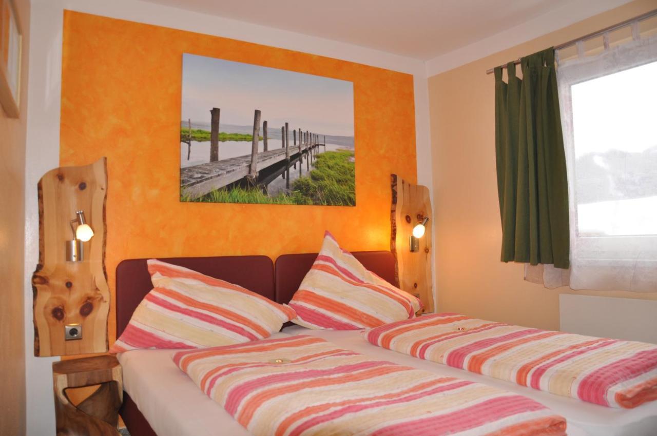Erdhaeuser Und Apartments Mit Seeblick Und Alleinlage 魏森湖 外观 照片